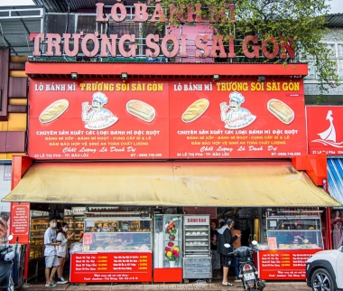 BÁNH MÌ TRƯƠNG SỎI