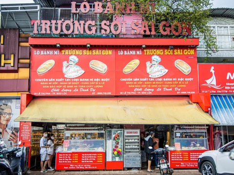 Tổng quan bánh mì Trương Sỏi