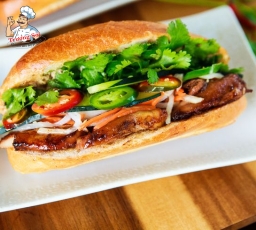 Bánh mì heo quay